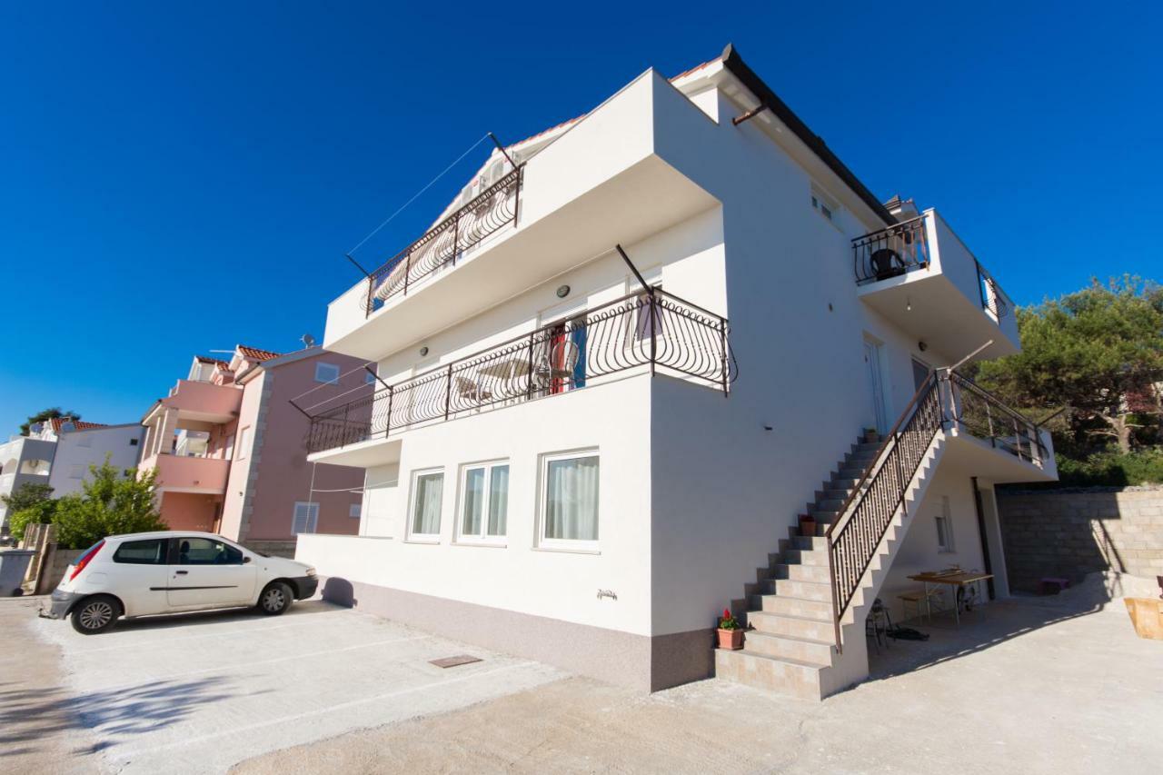 Island Apartmán *