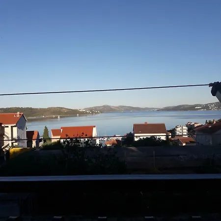 Apartmani Island Trogir Exterior photo