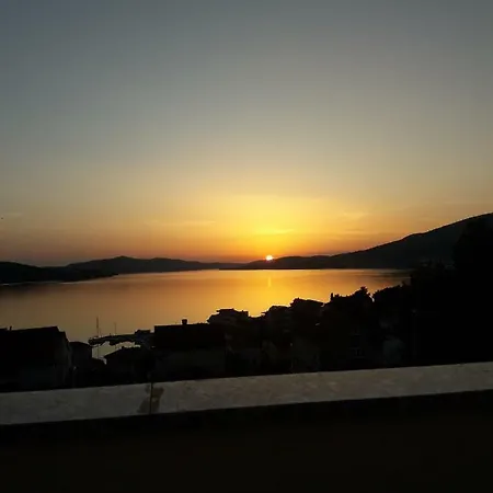 Apartmani Island Trogir Exterior photo
