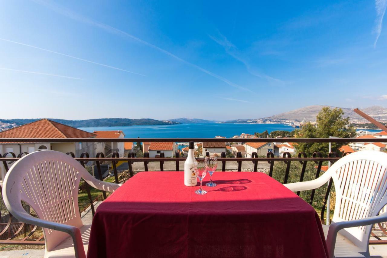 Apartament Island