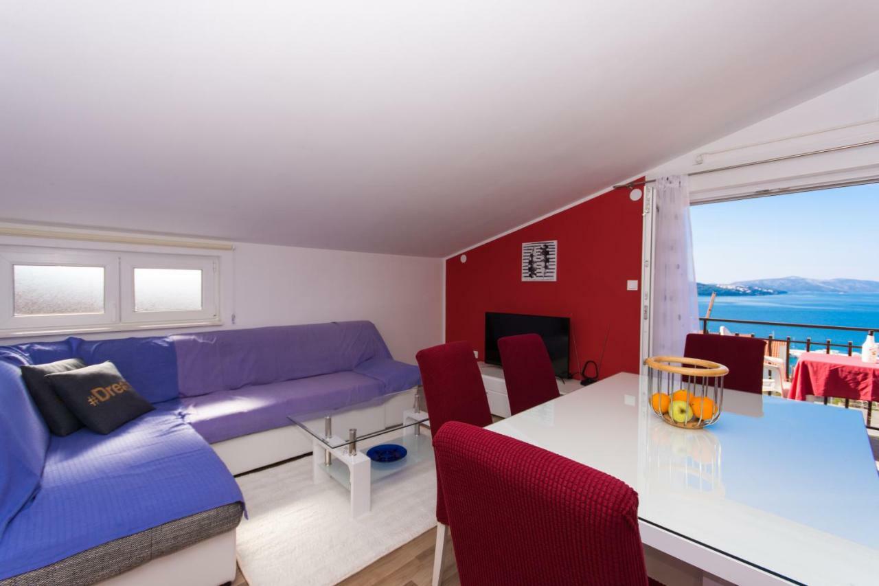 Island Apartament