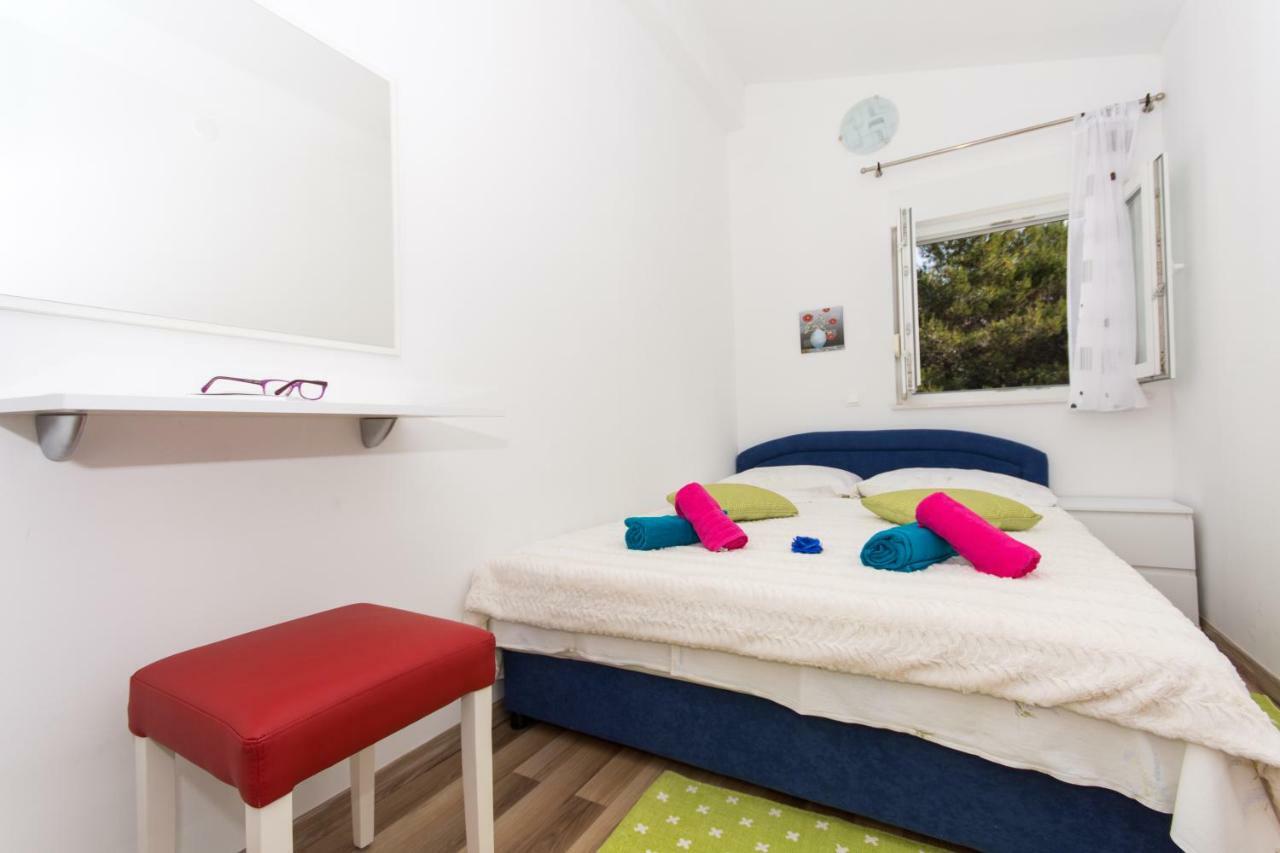 Island Apartman *