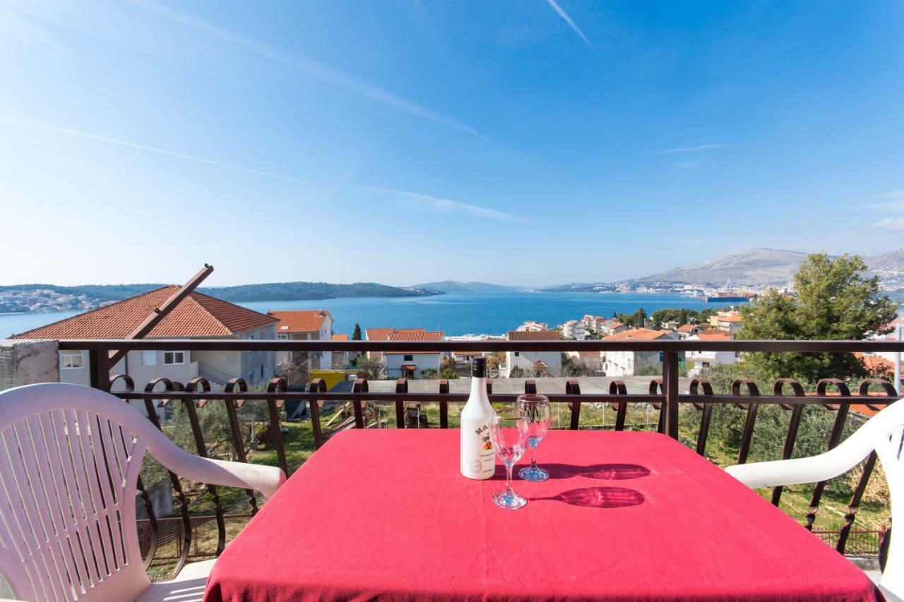 Island Apartament *